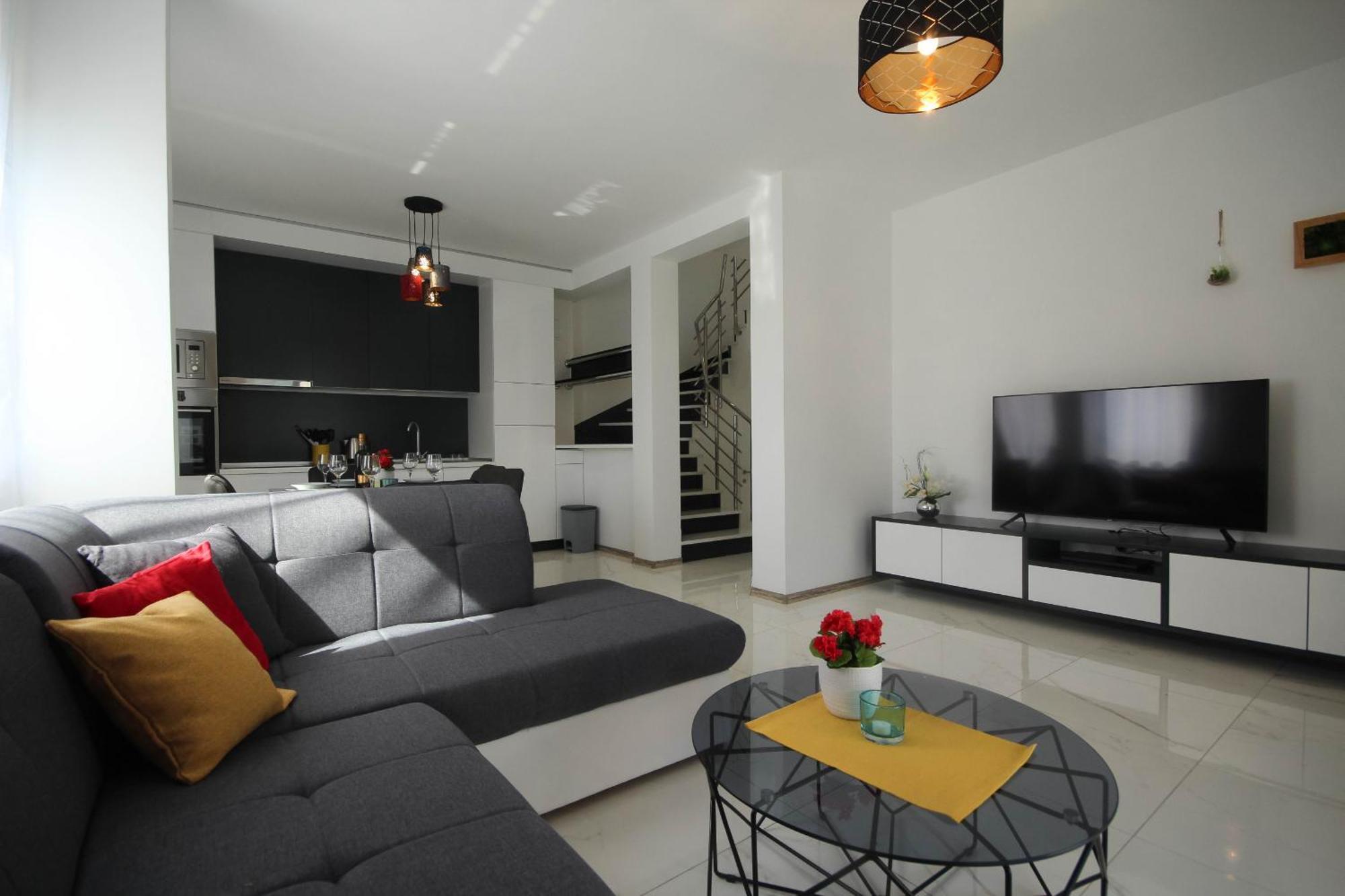 Villa Essenza Vita In Vodice Only 650 Meters From The Beach 外观 照片